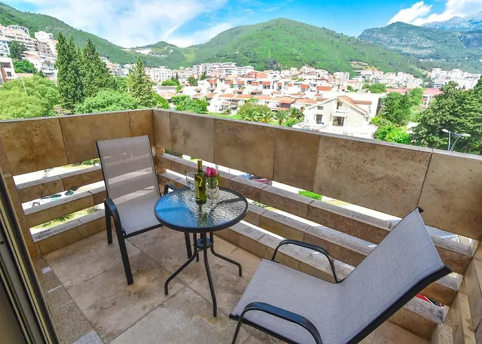 Centrum Stone Condo