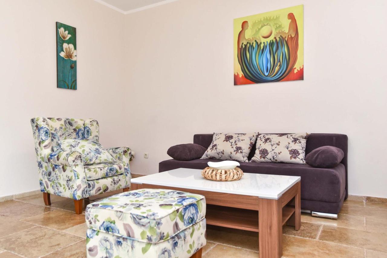 Centrum Stone Apartment *